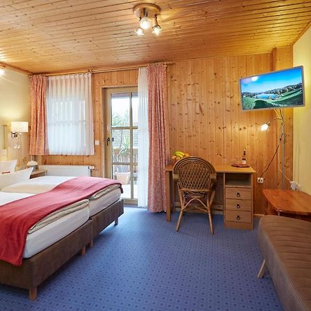Land- Und Aktivhotel Altmuehlaue バート・ローダッハ エクステリア 写真