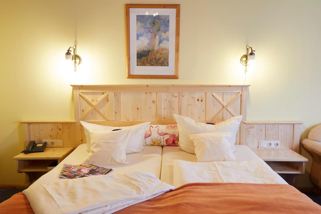 Land- Und Aktivhotel Altmuehlaue バート・ローダッハ エクステリア 写真